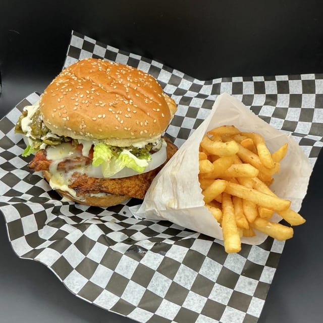 Musso Chili Chicks Sandwich Meal.
