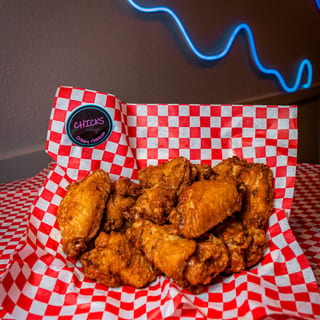 12 Bone-In Wings